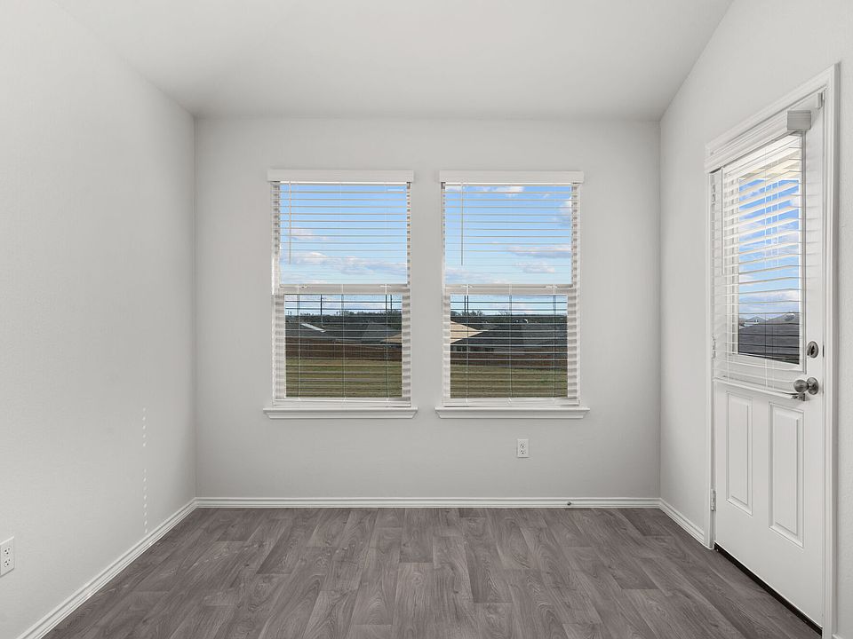 1st image of 2635 Shinoda Dr