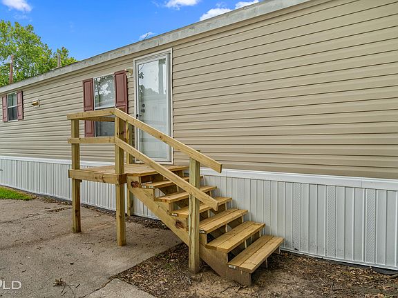 2nd image of 9112 Linwood Ave Lot 108