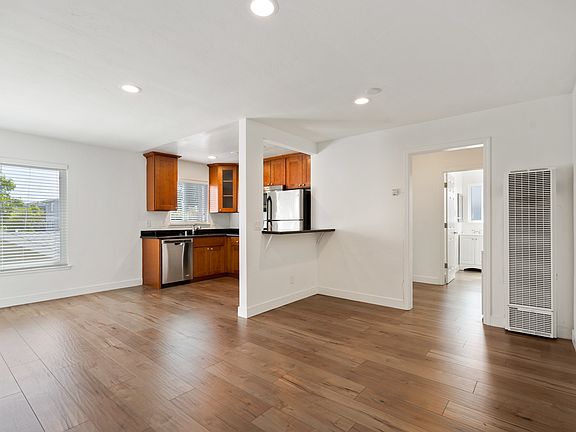 2nd image of 140 Arch St APT C