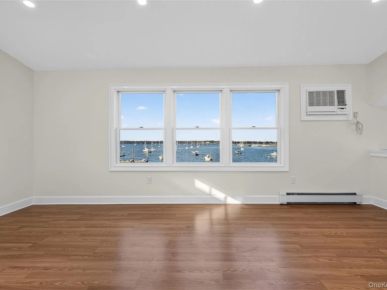 1 bed, 1.0 bath, $2,700 — Photo 2