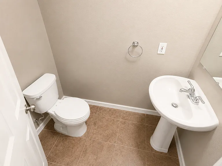 1819 N Fitzhugh Ave #A — Photo 5