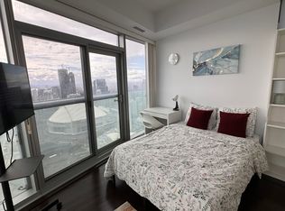 12 York St #O, Toronto, ON