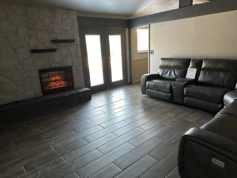 sectional not included