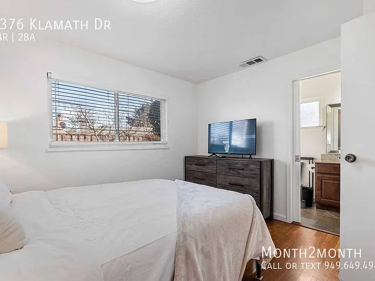 1376 Klamath Dr — Photo 25