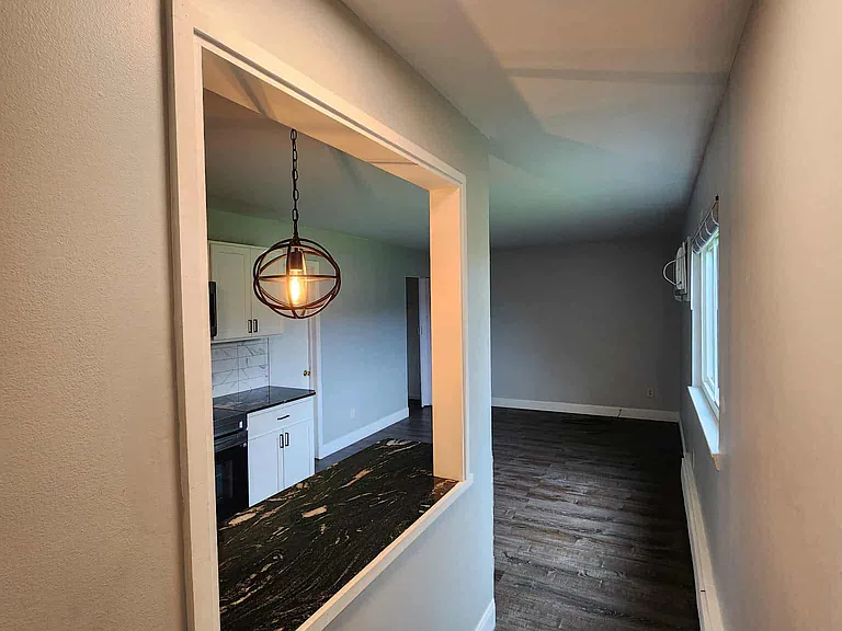 105 Herkimer St #28 — Photo 13