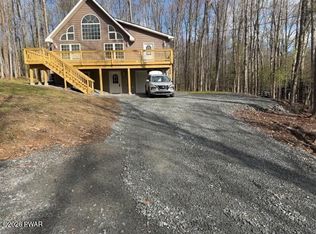 1006 Hidden Valley Ct, Lake Ariel, PA 18436