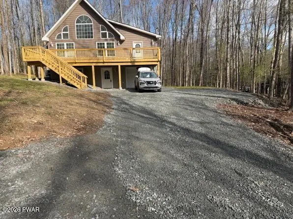 1 Hidden Valley Ct, Lake Ariel, PA 18436