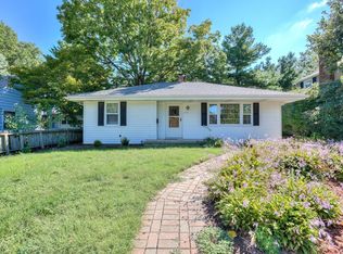 712 S New St, Champaign, IL 61820
