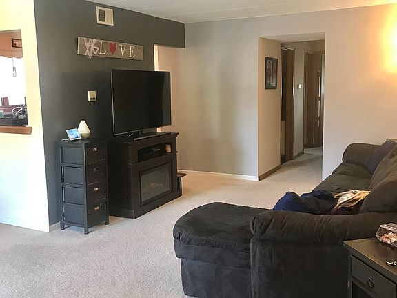4th image of 16825 81st Ave APT 2N