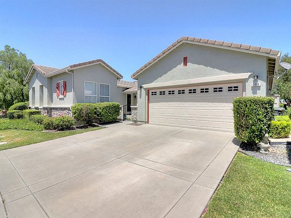 2nd image of 308 Cypress Drive