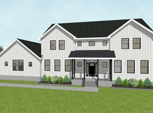 10 River Bend Ln, Sherman, CT 06784