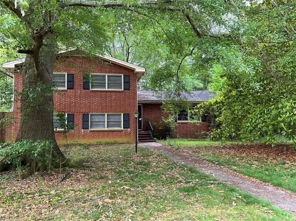 4137 Tiffany Dr, Decatur, GA 30035