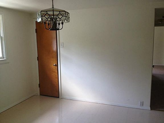 dining room_04172015