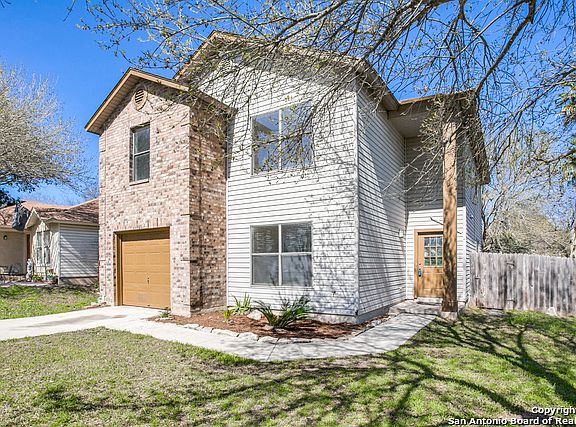 2nd image of 6803 Honeyridge Ln