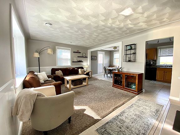 4th image of 5451 Edalbert Dr