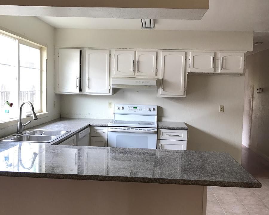 1st image of 133 El Dorado Dr