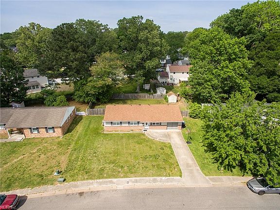4th image of 3340 Lakecrest Rd