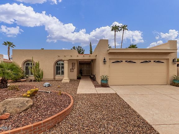 2nd image of 10438 E CHESTNUT Drive