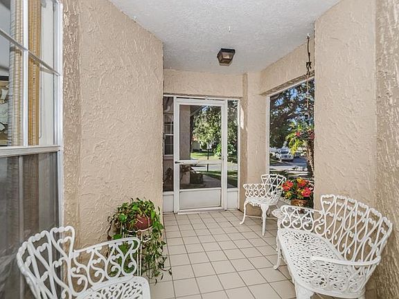 3rd image of 1171 Tartan Dr