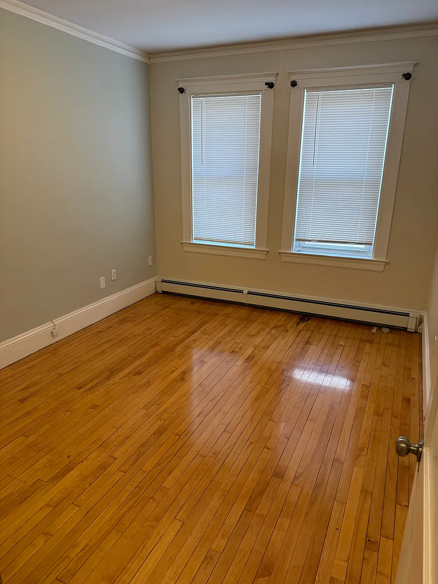 Building Photo - 568 Washington St #35
