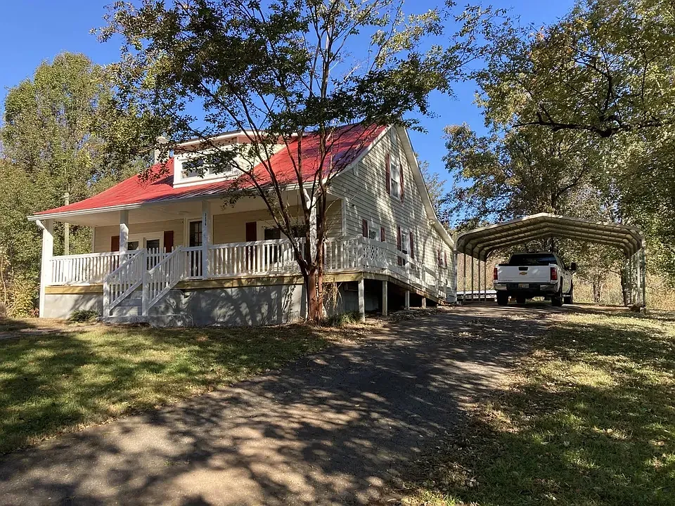 3 bed, 1765 sqft, $2,000 — Photo 2
