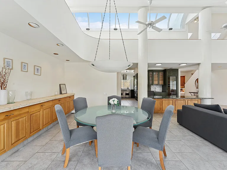 11 Watersedge Ct — Photo 10