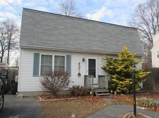 173 Wilbur Ave, Warwick, RI 02889