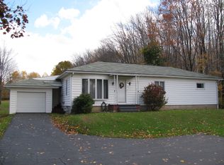 372 Mercer Rd, Greenville, PA 16125