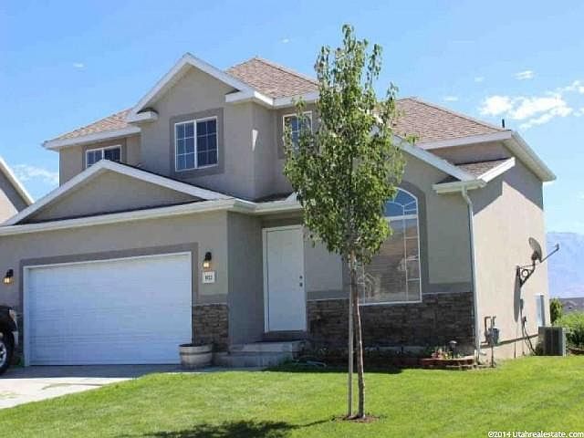 1st image of 1922 N Trellis Pl