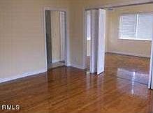 3rd image of 903 38th St