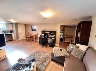 121 Ridge St, Hamilton, ON L9A2X4