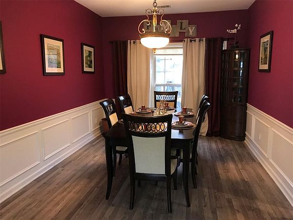 5th image of 2549 Haddenham Ln SW