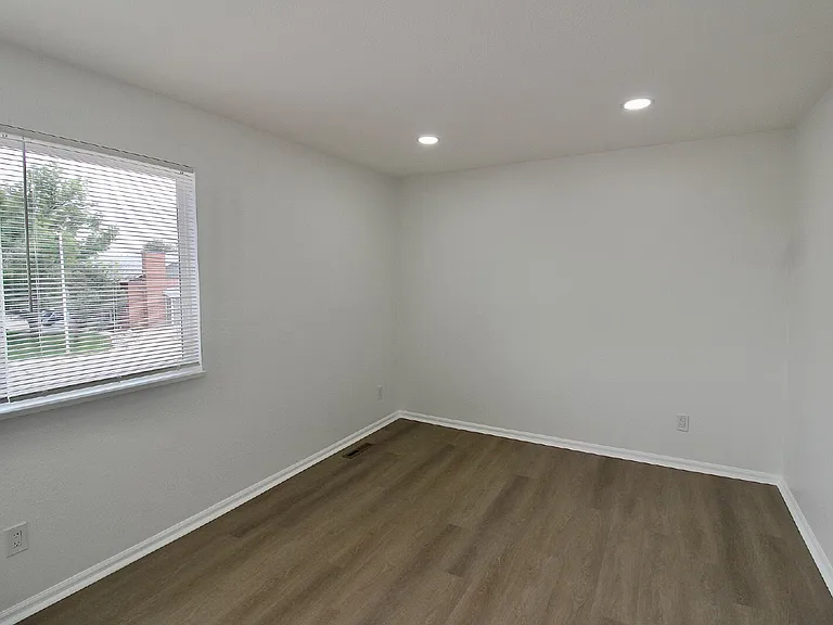 1353 S Coffman St #1 — Photo 8