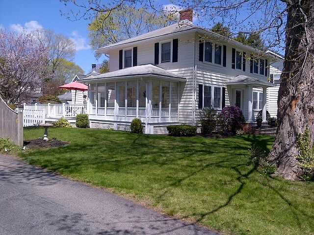 2nd image of 35 Pinewood Rd