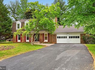 2200 Touchstone Ct, Silver Spring, MD 20904