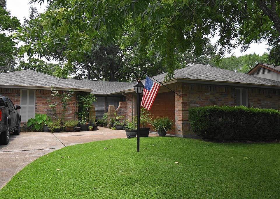 1st image of 2318 Chanay Ln