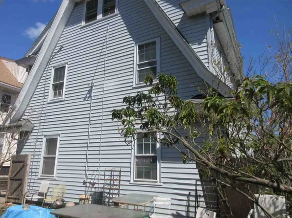29 Ogden St, Providence, RI