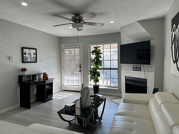 2nd image of 6108 Abrams Rd APT 414