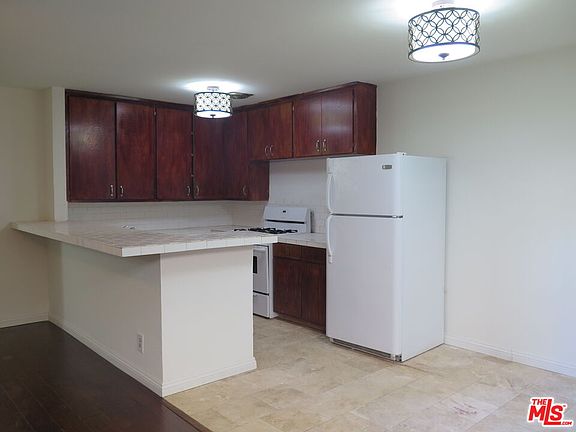 4th image of 3603 Mentone Ave APT 6