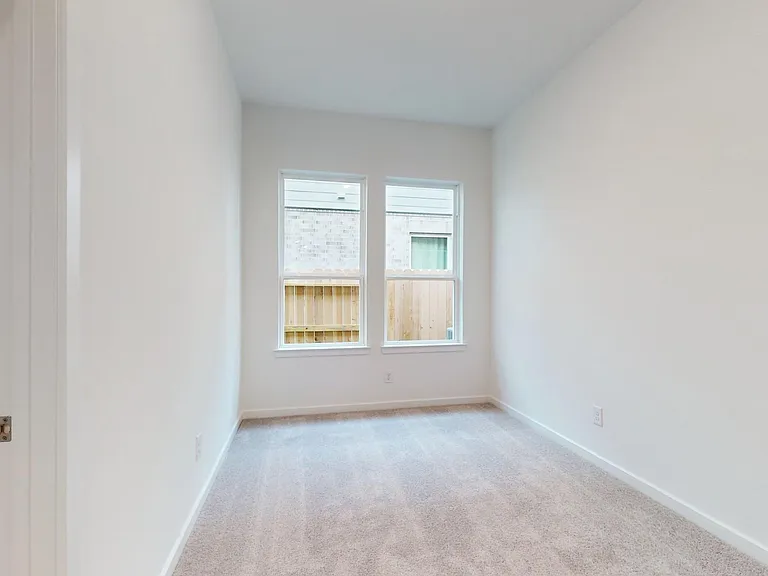 21622 Laggan Cliff Ln — Photo 25
