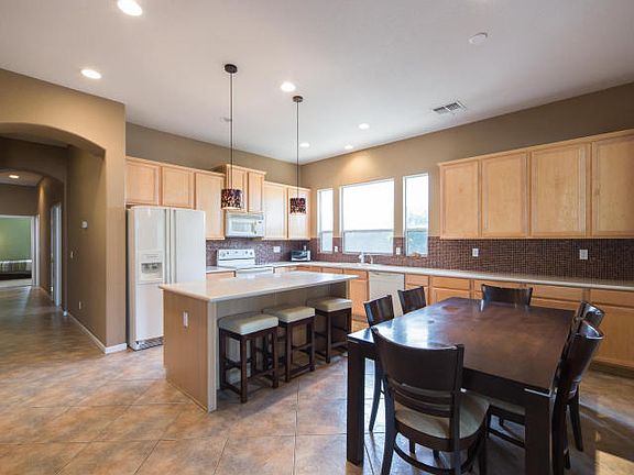 3rd image of 8062 W Carlota Ln