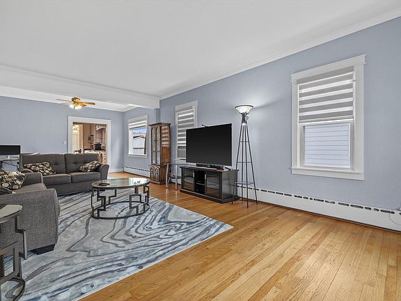 2nd image of 2516 71st STREET