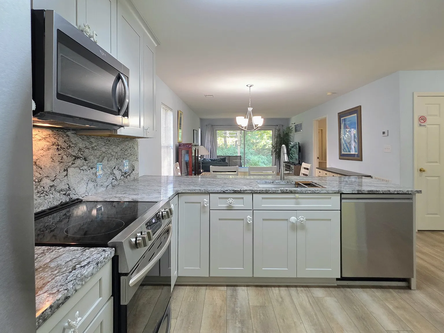 1258 River Oaks Drive - A - 14A — Photo 4