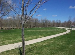 677 Springbrook Cir, De Forest, WI 53532