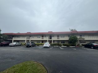 21 Abbey Ln APT 104, Delray Beach, FL 33446