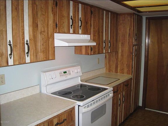 4th image of 1016 Chippewa Trl