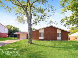 6414 Larcomb Dr, Huber Heights, OH 45424