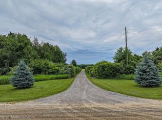 1585 S Phillips Rd, Deford, MI 48729
