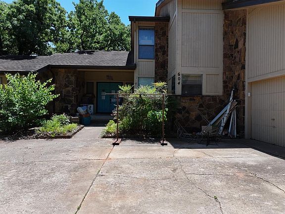 5th image of 604 Dripping Springs Dr