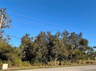 1386 Memorial Dr, Avon Park, FL 33825